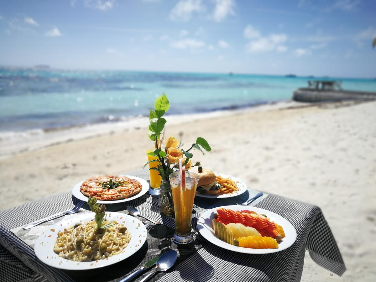 דיפושי Crown Beach Hotel-Private Bikini Beach מראה חיצוני תמונה